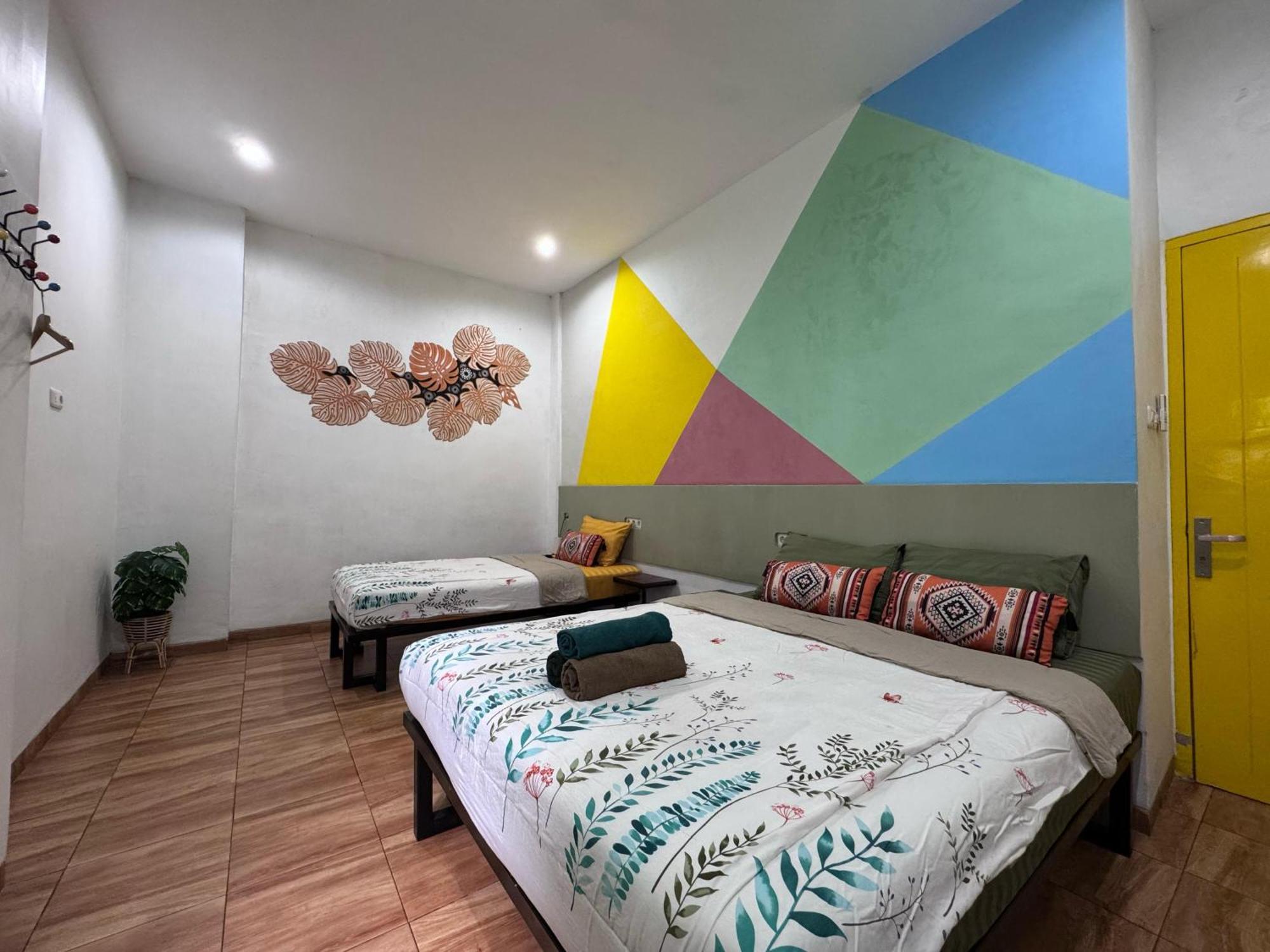 Mador Malang Dorm Hostel מראה חיצוני תמונה