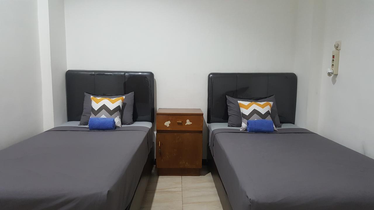 Mador Malang Dorm Hostel מראה חיצוני תמונה