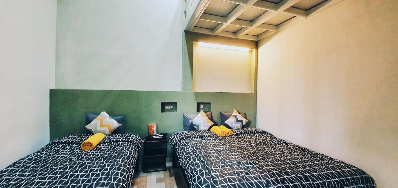 Mador Malang Dorm Hostel מראה חיצוני תמונה