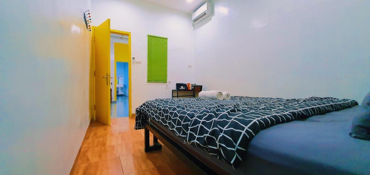 Mador Malang Dorm Hostel מראה חיצוני תמונה