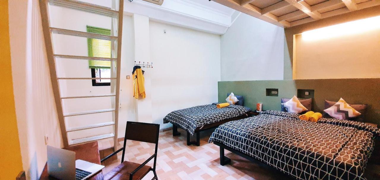 Mador Malang Dorm Hostel מראה חיצוני תמונה